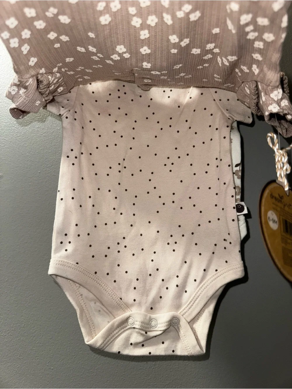 DreamGro Organic 6-9M Baby Pink Floral Assortment Short-Sleeve Bodysuit - 3 Pack